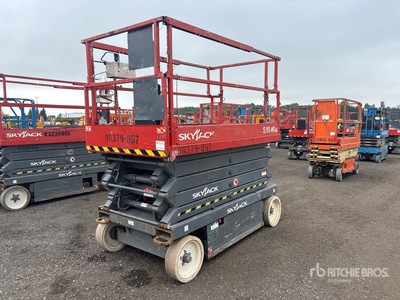 2014 Skyjack SJIII4632 Electric シザーリフト