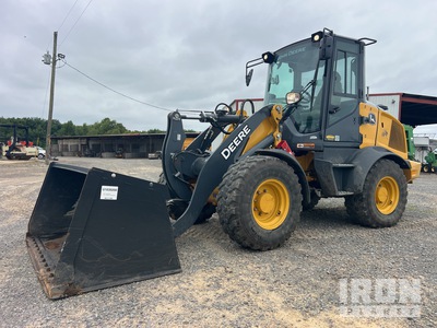 2020 John Deere 324L Ładowarka kołowa