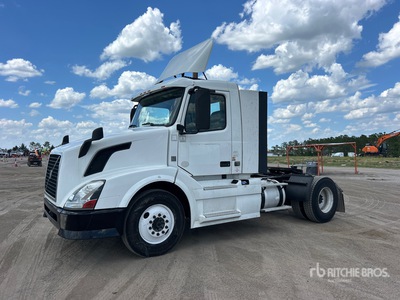 2013 Volvo VNL 4x2 Cabina per trattore stradale 2 assi