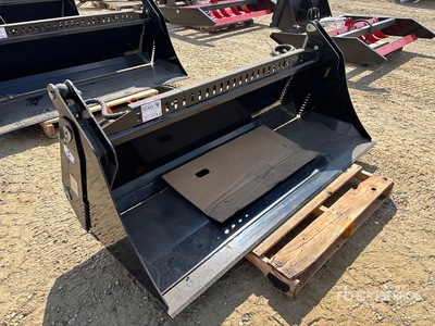 2026 GIYI GY-KH72F 72 in Multi-Purpose Skid Steer Bucket (Unused)