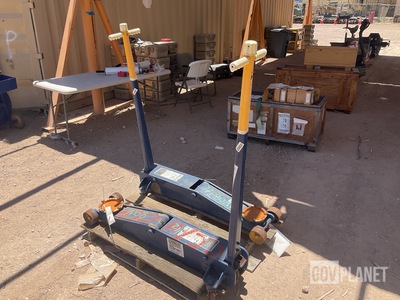 (2) Hein-Werner HW93657 Hydraulic Service Jacks