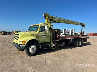 National 445 16000 lb Straight Boom on 1996 International 4700 4x2 Crane Truck