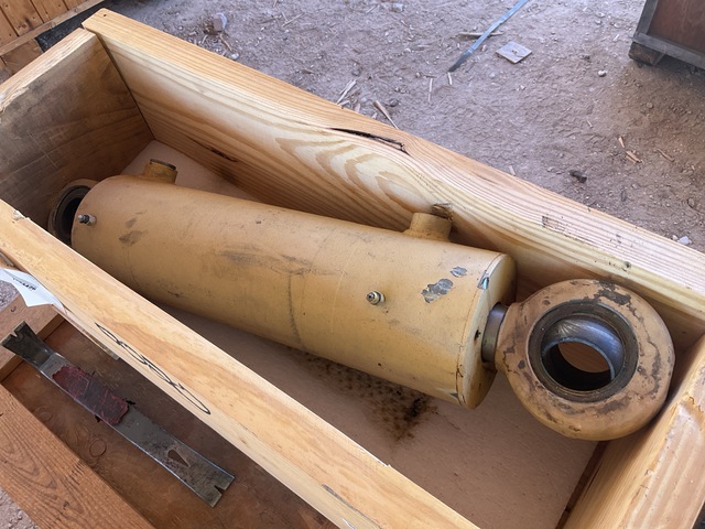 Parker-Hannifin 377 6321 017 Actuating Cylinder Assembly Parker-Hannifin 377 6321 017 Actuating Cylinder Assembly