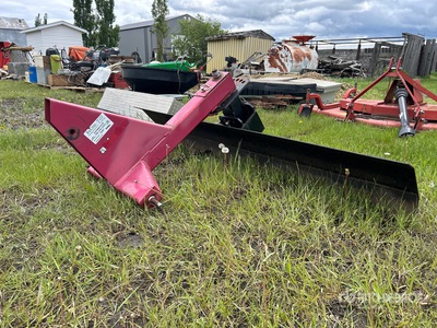 Mahindra 7 ft 3-Point Blade Accesorios de barrido