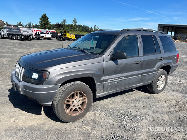 2004 Jeep Grand Cherokee Laredo 4x4 SUV