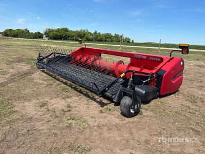 2022 Case IH 3016 15 ft Moissonneuse-batteuse Pickup Header