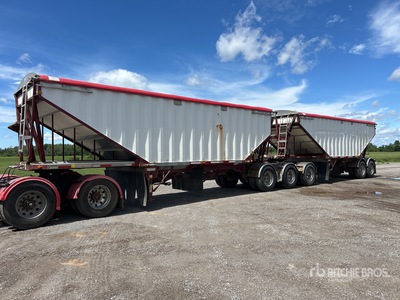 2014 Lode King 61 ft 5/Axle Super B-Train hopper bottom t/a axle rear trailer Remorque à grains