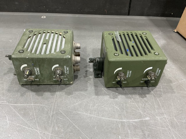 (2) Harris RF-5980-SA001 Speakers