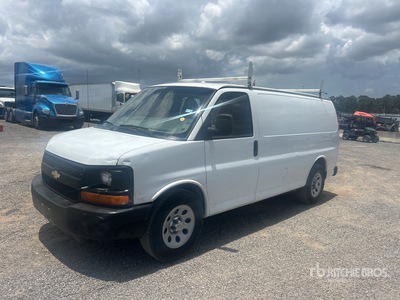 2013 Chevrolet Express 1500 Cargo Van