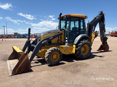 2019 John Deere 410L 4x4 Backhoe Loader