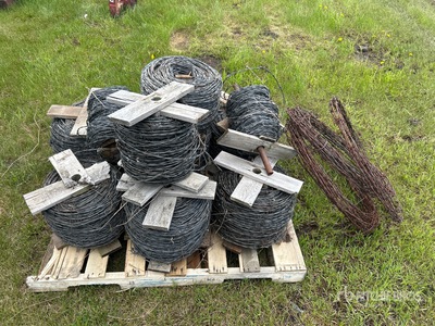 Quantity of (10) Fil de fer barbelé