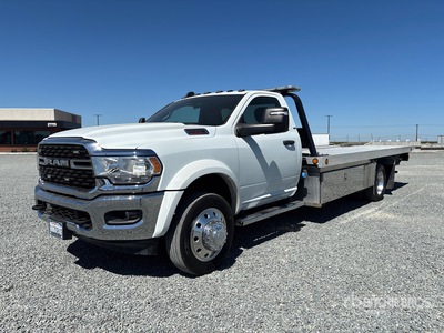 2023 Ram 5500 4x2 Camion à ridelles