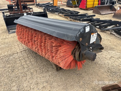 2018 Bobcat 68 in Angle Skid Steer Broom