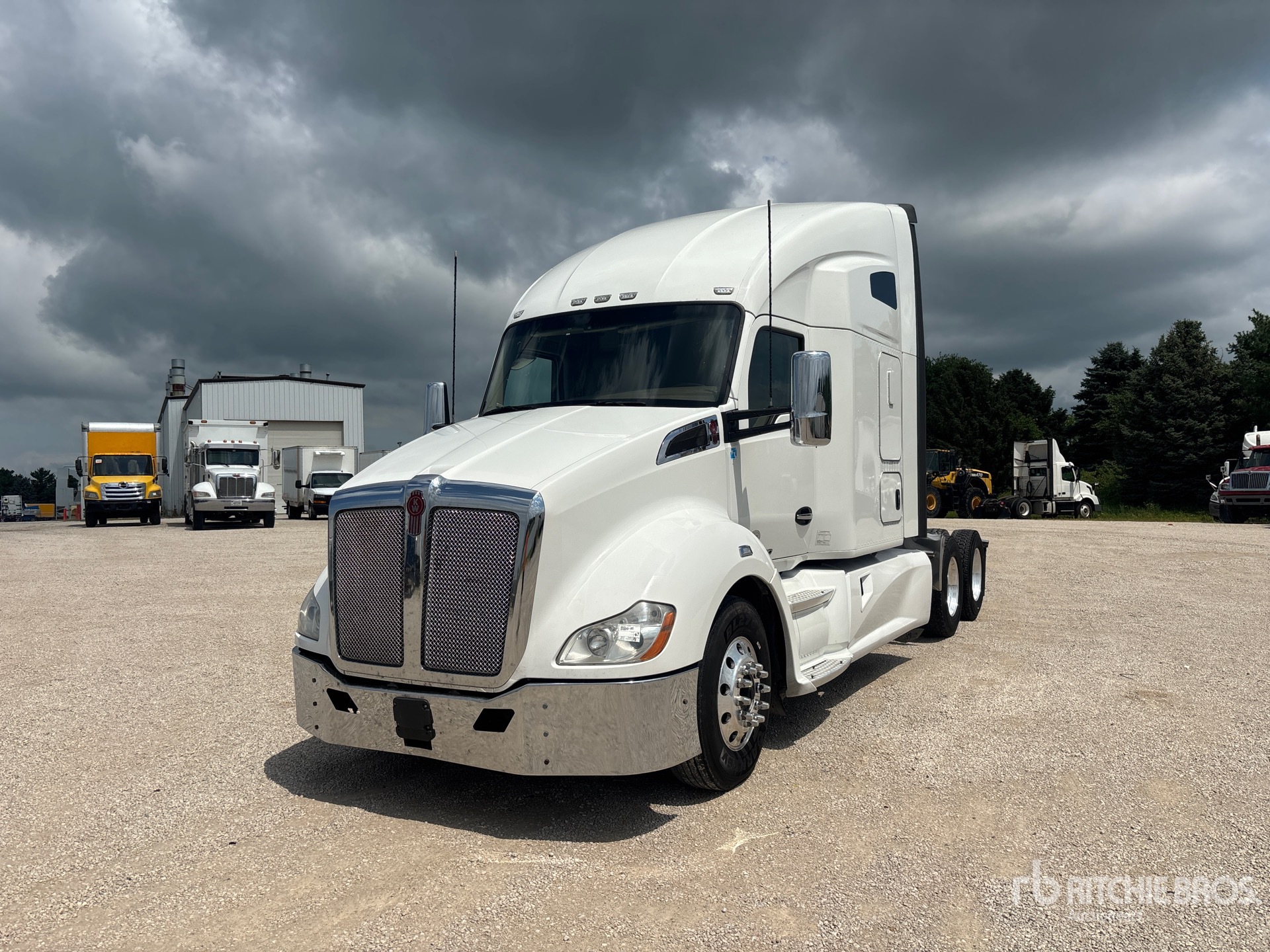 2018 Kenworth T680 6x4 T/A Sleeper Truck Tractor (Inoperable)