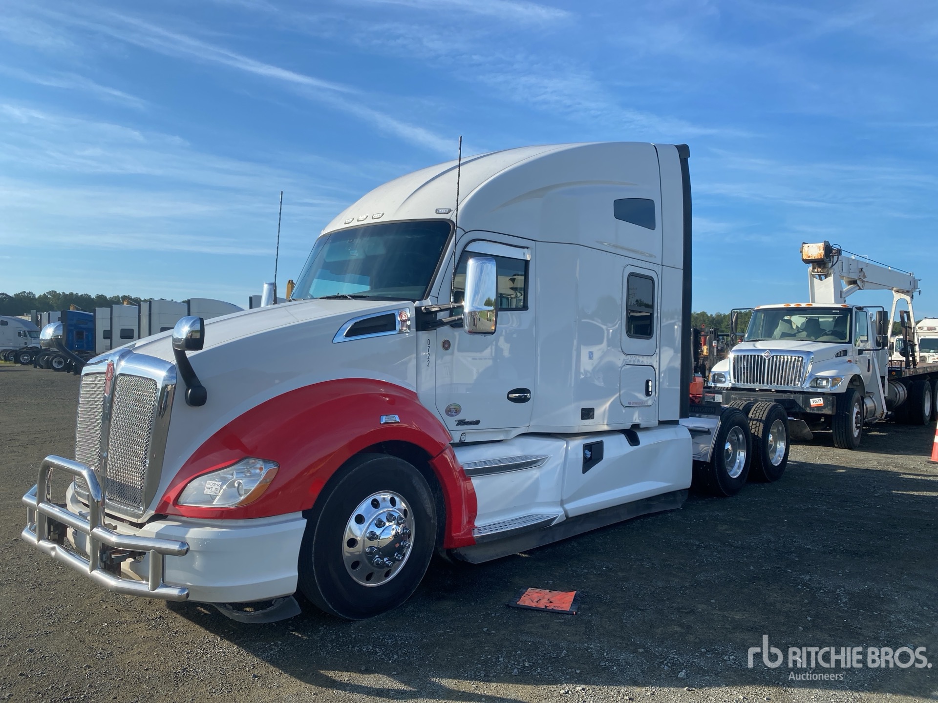 2021 Kenworth T680 6x4 T/A Sleeper Truck Tractor