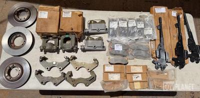 1- Lot of Brake Components 3-Rotars/2-Brake Calipers/4-Support Brackets/2 Msster Cyclinders/3 E-brake Levers/8-Brake Shoe Sets/9-Disc Brakes قطع متنوعة للسيارات HMMWV