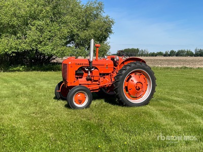 Case DC 2WD Wide Front Antique Tractor