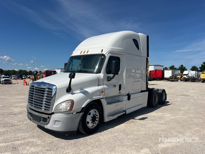 2014 Freightliner Cascadia 125 6x4 Sleeper Truck Tractor