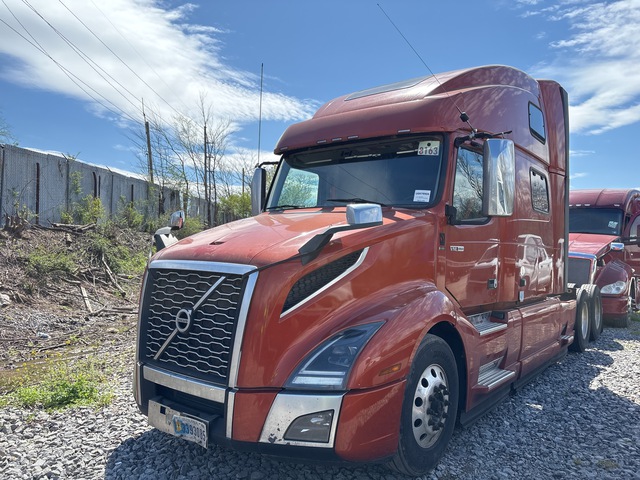 2020 Volvo VNL 6x4 T/A Sleeper Truck Tractor (Inoperable)