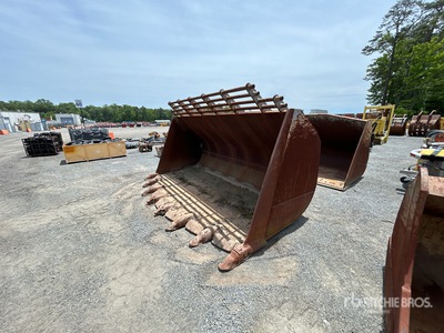 2012 Volvo 82894 154 in Digging 9.94 cyd Spadenose Wheel Loader Bucket