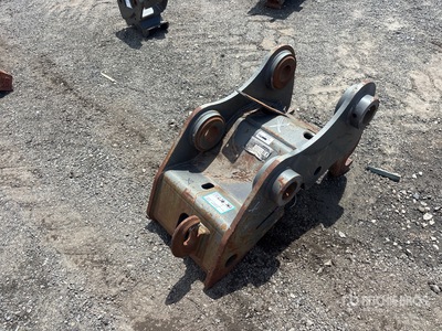 Excavator Coupler - Fits Volvo EC160