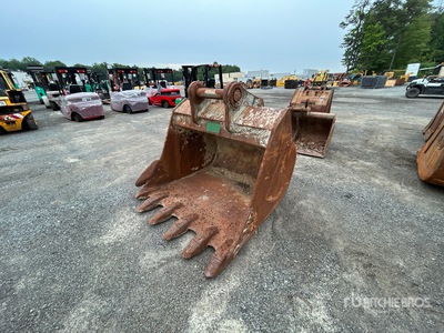 66 in Digging Excavator Bucket - Fits Volvo EC480