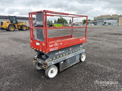 2014 Skyjack SJIII3220 Electric Scissor Lift