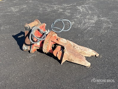 Q/C Rotating Demolition Shear