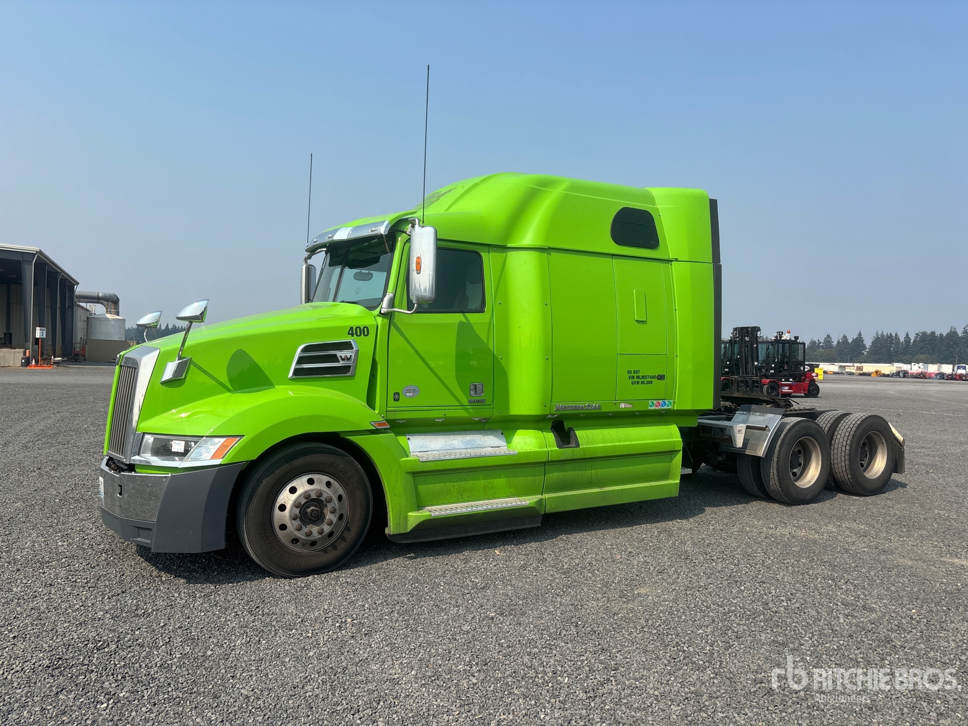 2021 Western Star 5700XE 6x4 T/A Sleeper Truck Tractor