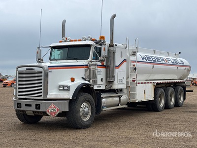 2007 Freightliner FLD 120 8x6 Sleeper Fuel Truck