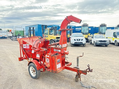 Morbark Model 7 Tow-Behind قاطعة الاخشاب