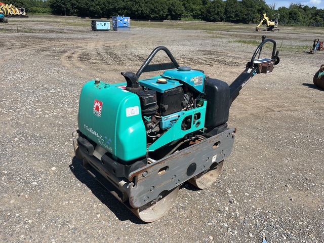 2014 年 Mikasa MRH-601DS Walk Behind Roller