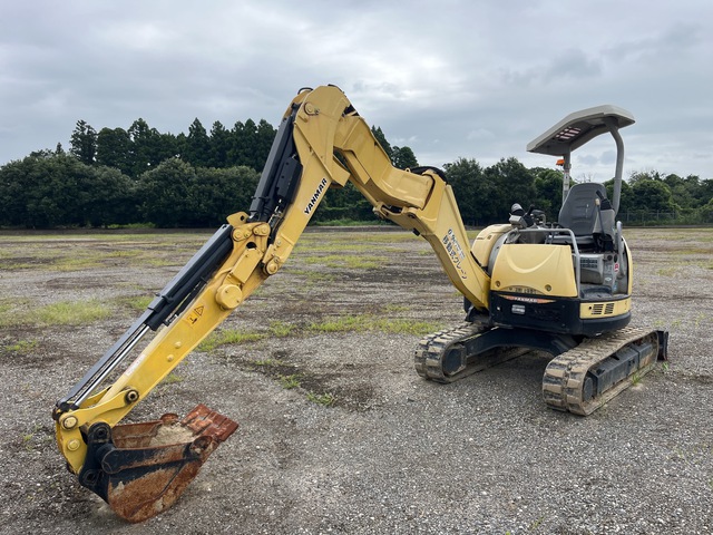 2015 年 Yanmar B3-6A Mini Excavator (Inoperable)