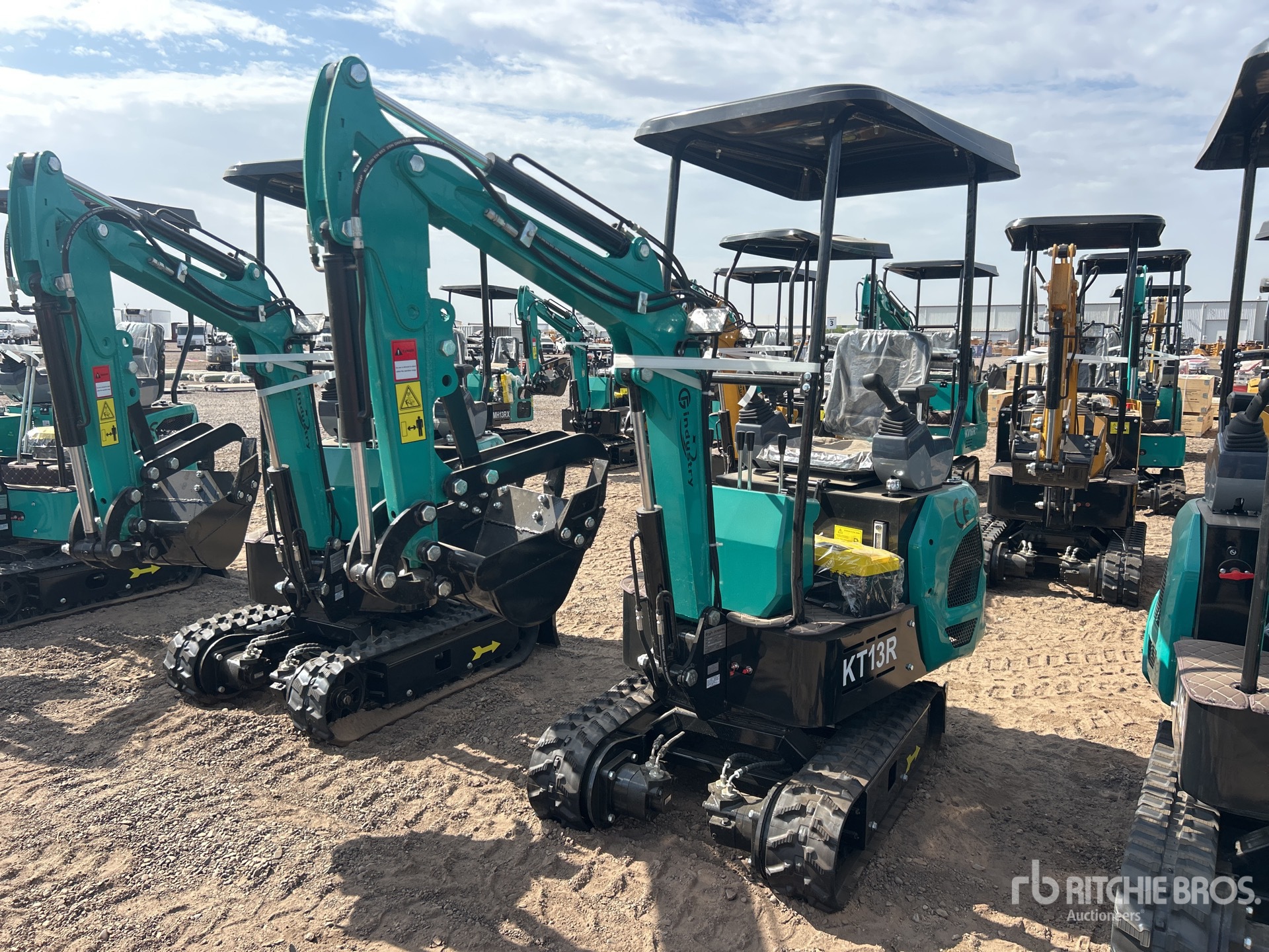 2026 CFG KT13R Mini Excavator (Unused)
