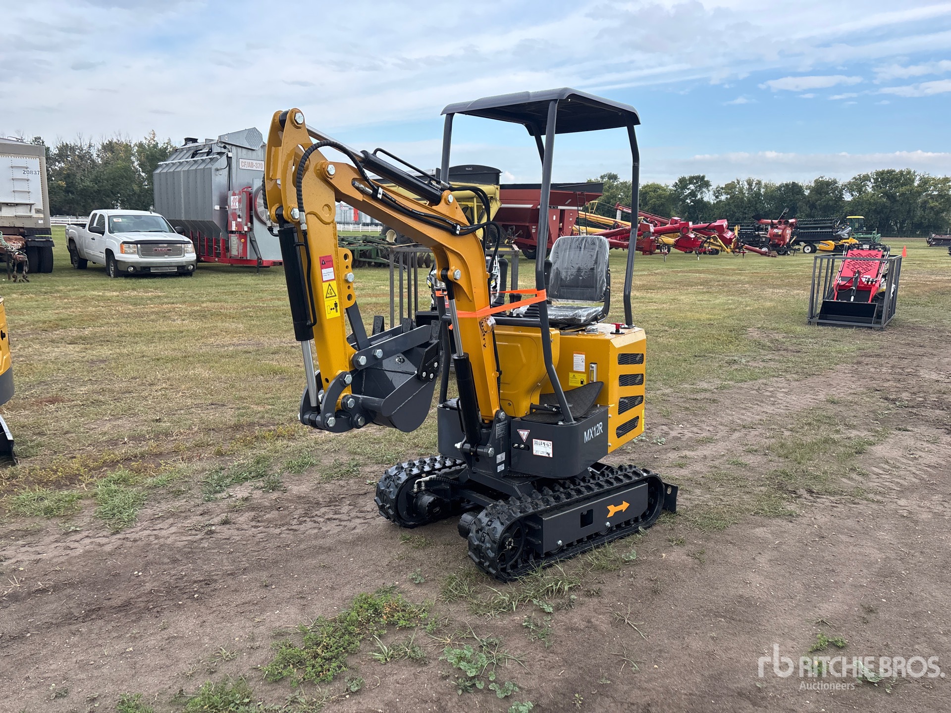 2026 CFG MX12R Mini Excavator (Unused)