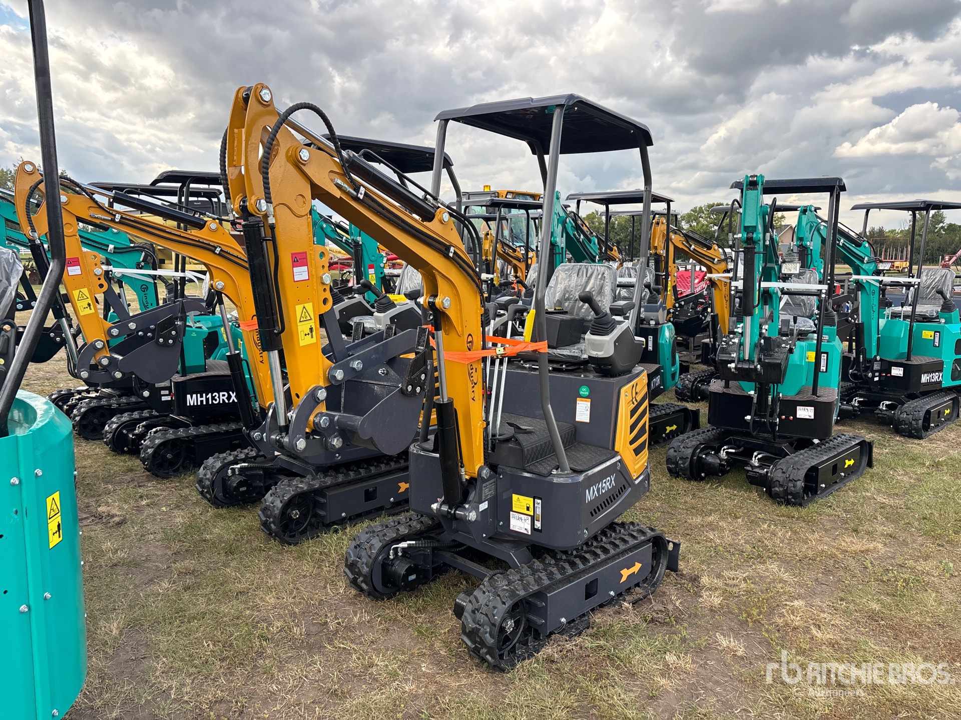 2026 CFG MX15RX Mini Excavator (Unused)