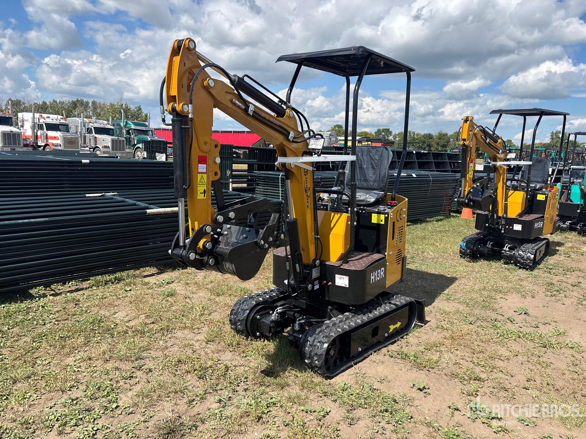 2026 CFG H13R Mini Excavator (Unused)