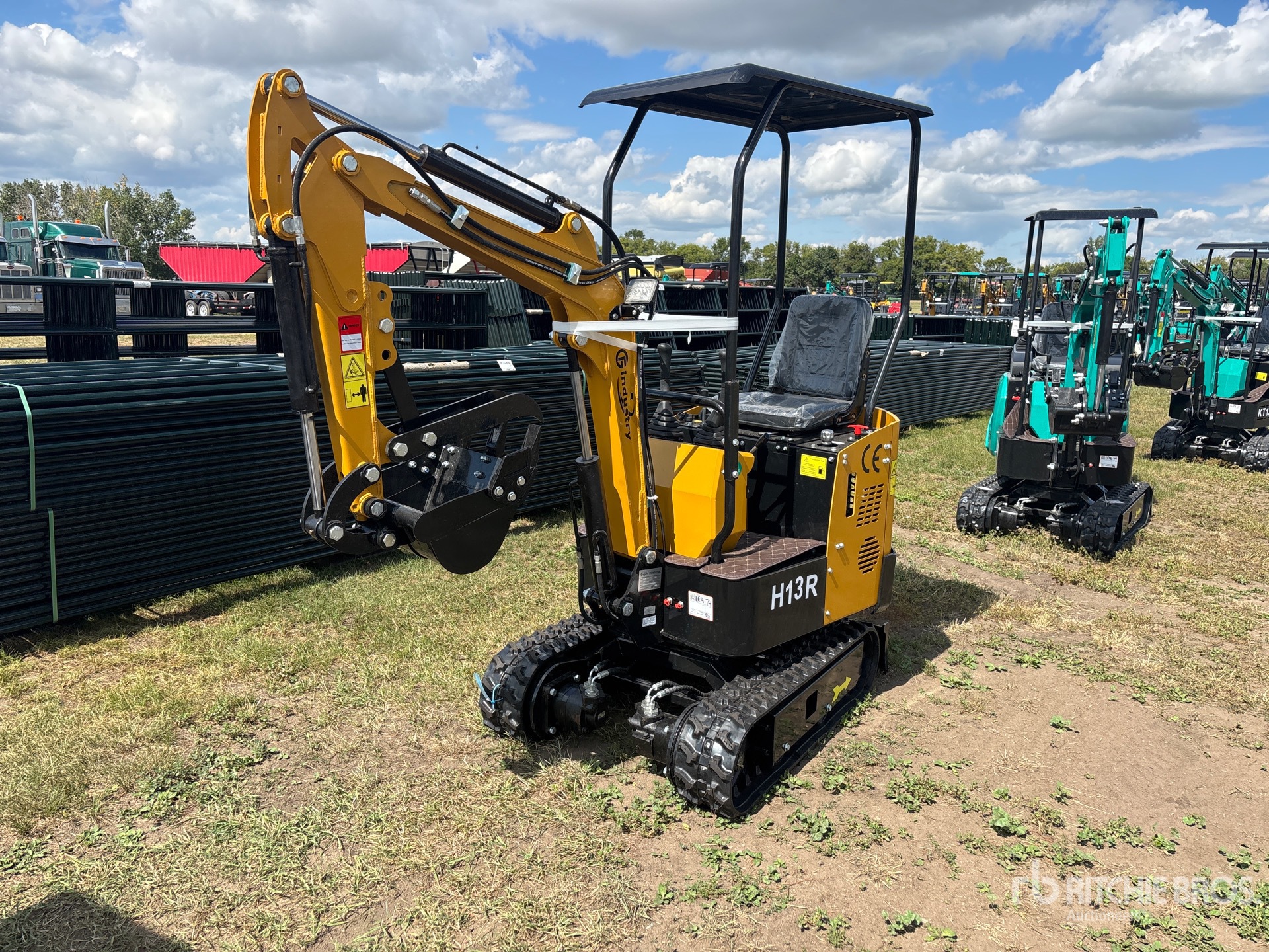 2026 CFG H13R Mini Excavator (Unused)