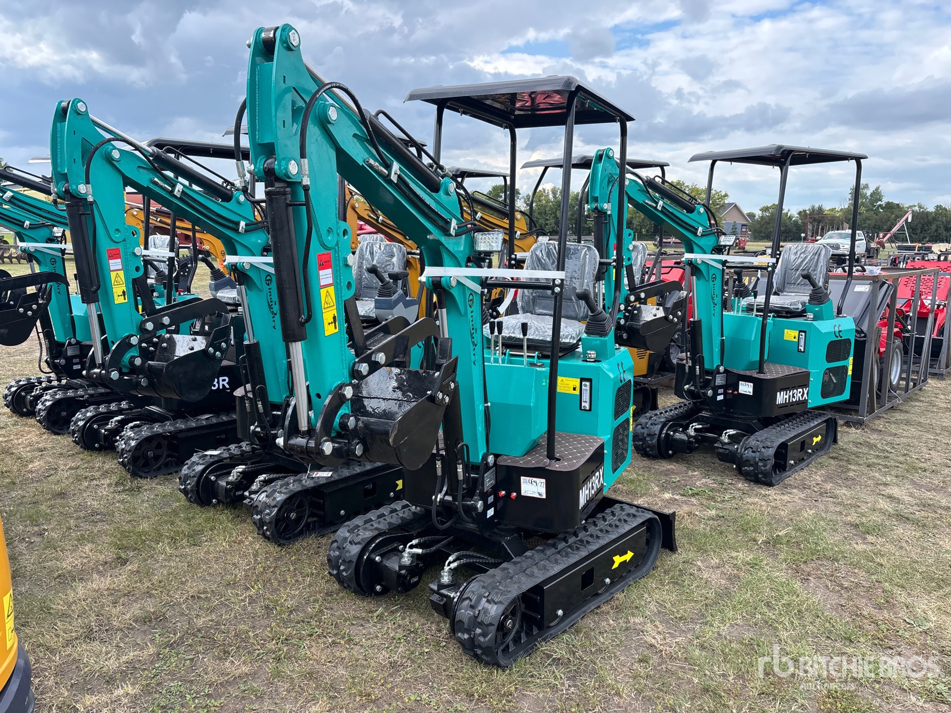 2026 CFG MH13RX Mini Excavator (Unused)