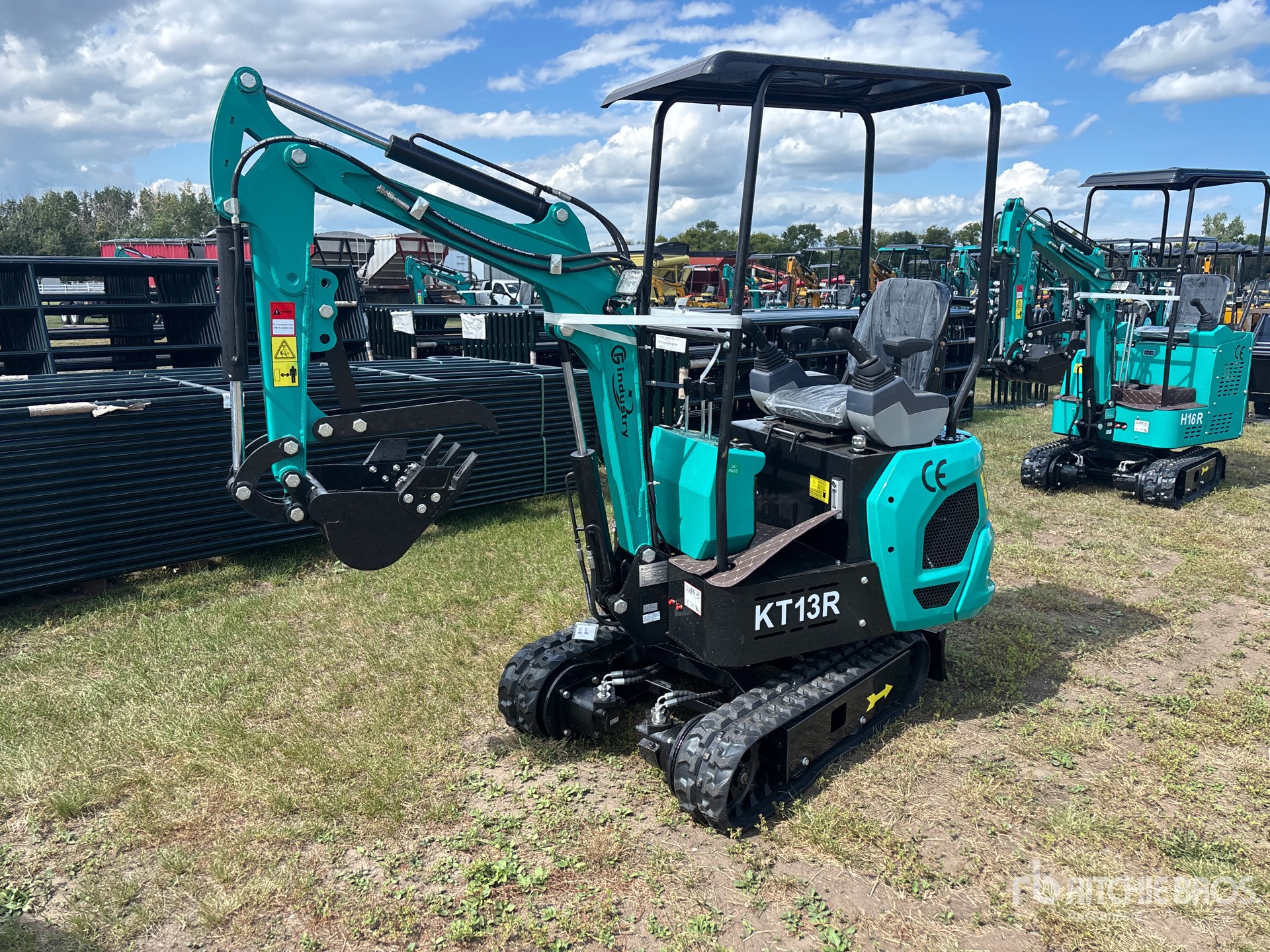 2026 CFG KT13R Mini Excavator (Unused)