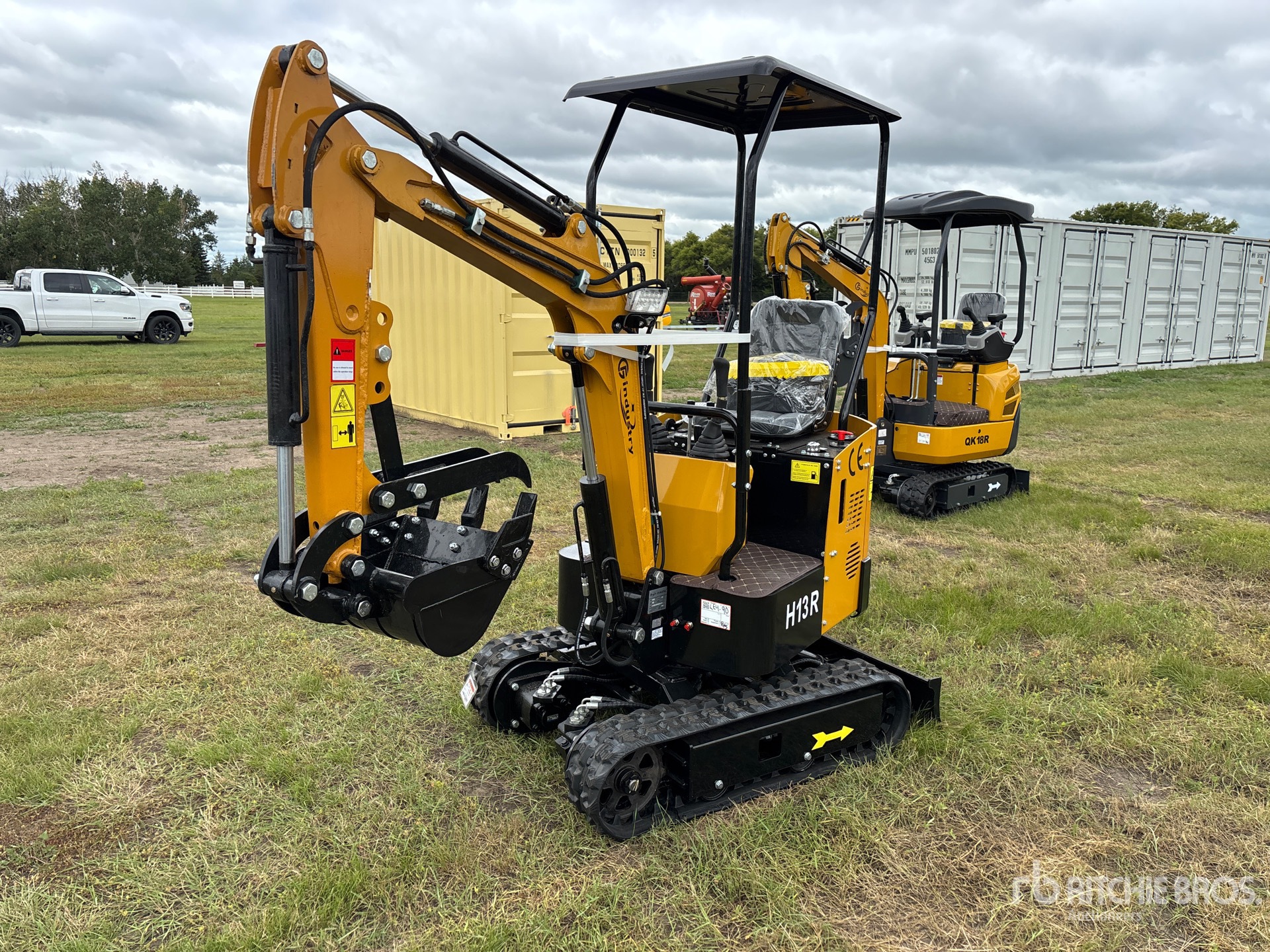 2026 CFG H13R Mini Excavator (Unused)