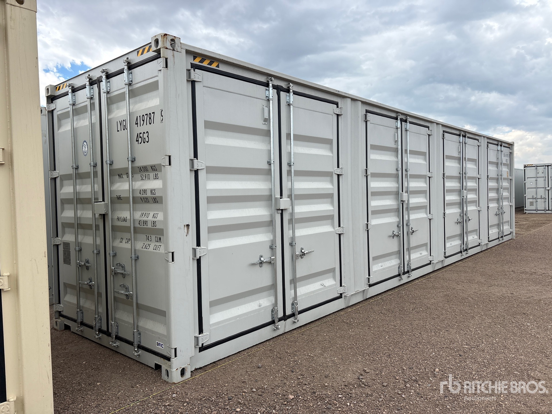 2026 40 ft High Cube Multi-Door Storage Container