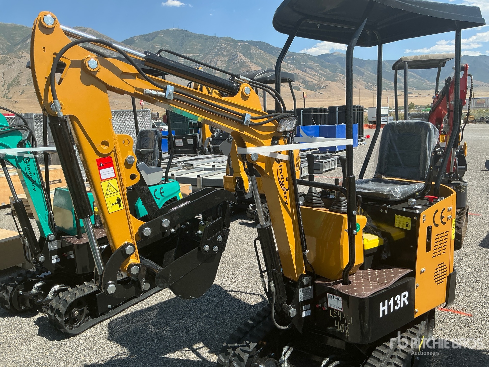 2026 CFG H13R Mini Excavator (Unused)