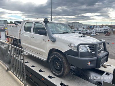 2015 Toyota Hilux بيك اب