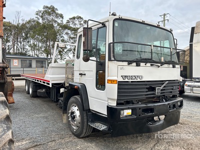 1997 Volvo FL6 Portavheiculos