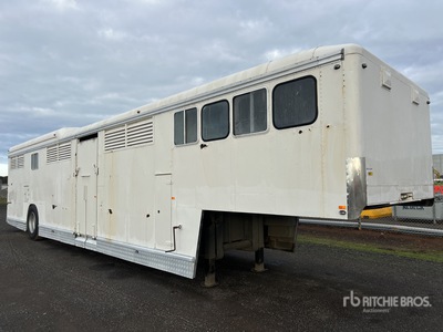 2019 Richards 12.5 m S/A Horse Trailer