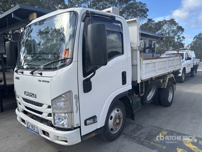 2021 Isuzu 4500 Flatbed Truck