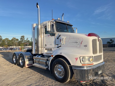 2010 Kenworth T608 6x4 Ciągnik siodłowy T/A z kabiną dzienną