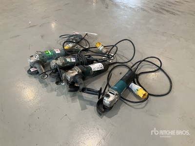 Quantity of (4) Makita Rectifieuse Angulaire