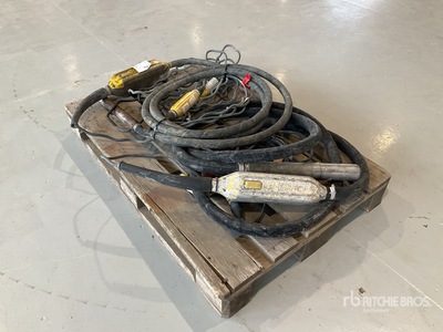 Quantity of (2) Wacker Neuson High Frequency Pokers コンクリート その他